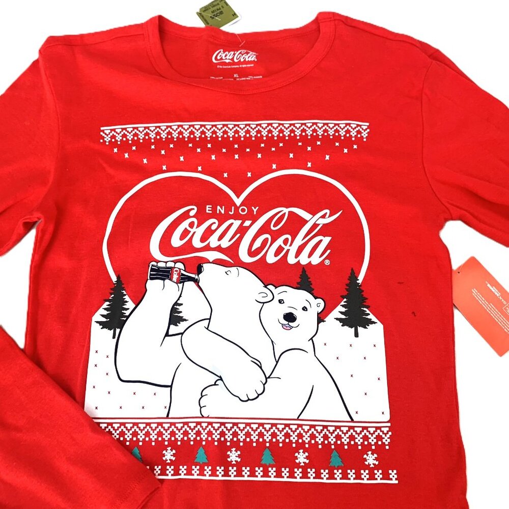 Junior NWT Red Coca Cola Polar Bear Long Sleeve T-shirt  Size XL